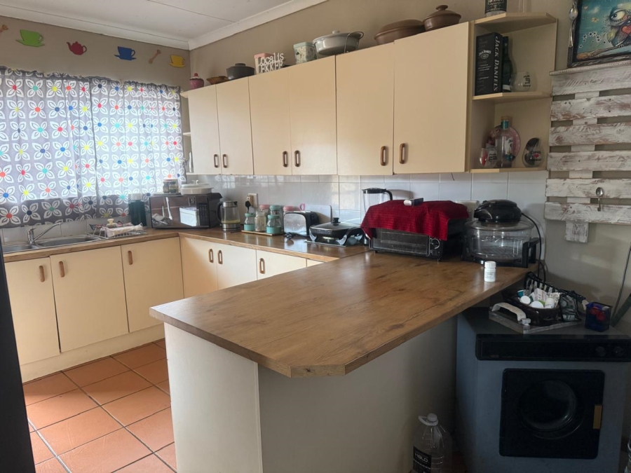  Bedroom Property for Sale in Azalea Park Eastern Cape